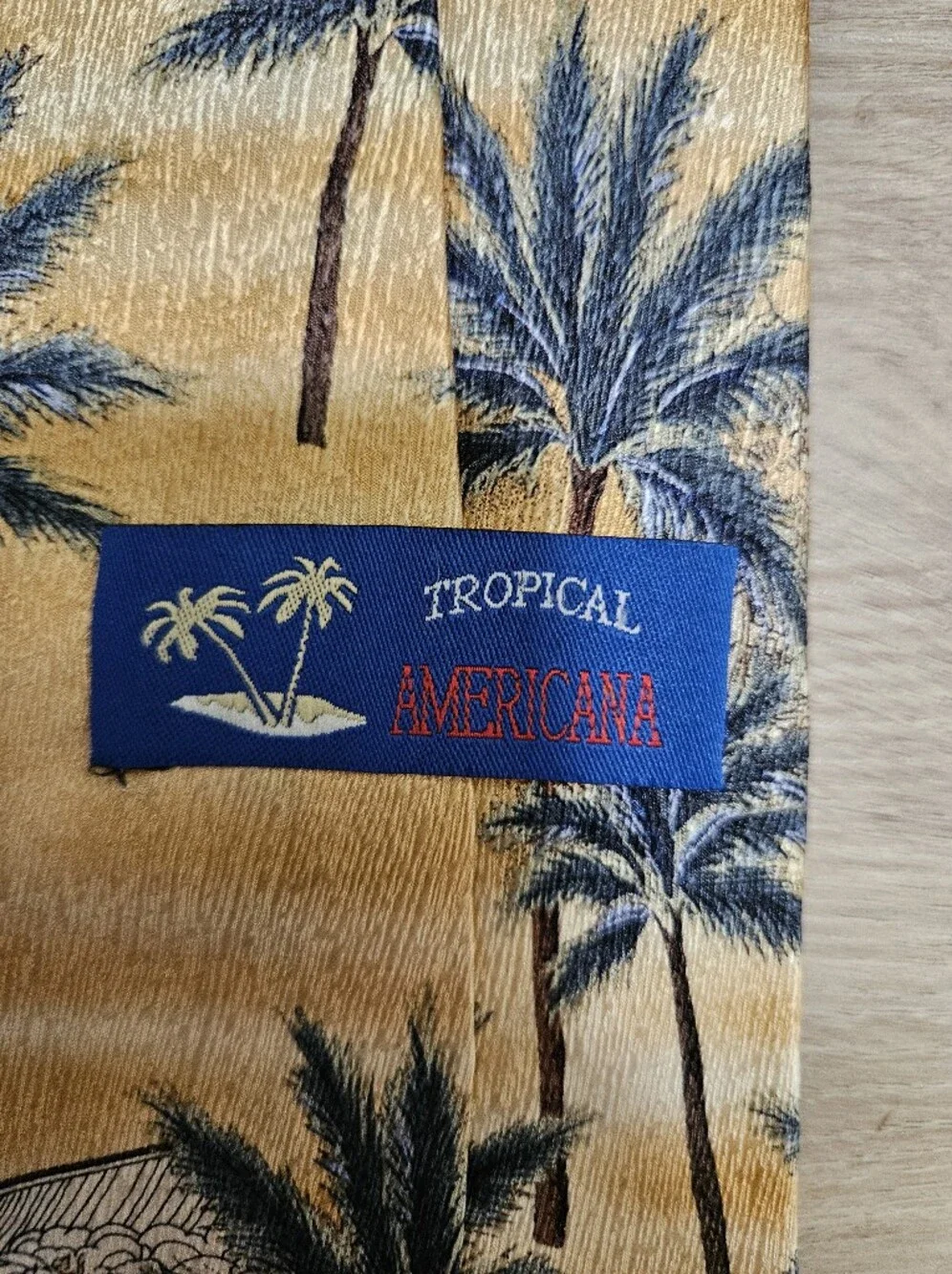 Tropical Americana Vintage 100% Silk Palm Tree Yellow Blue Neck Tie